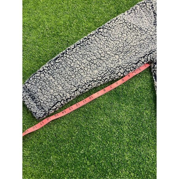 Chicago Bears Sherpa pullover 1/4 zip - Picture 3 of 5